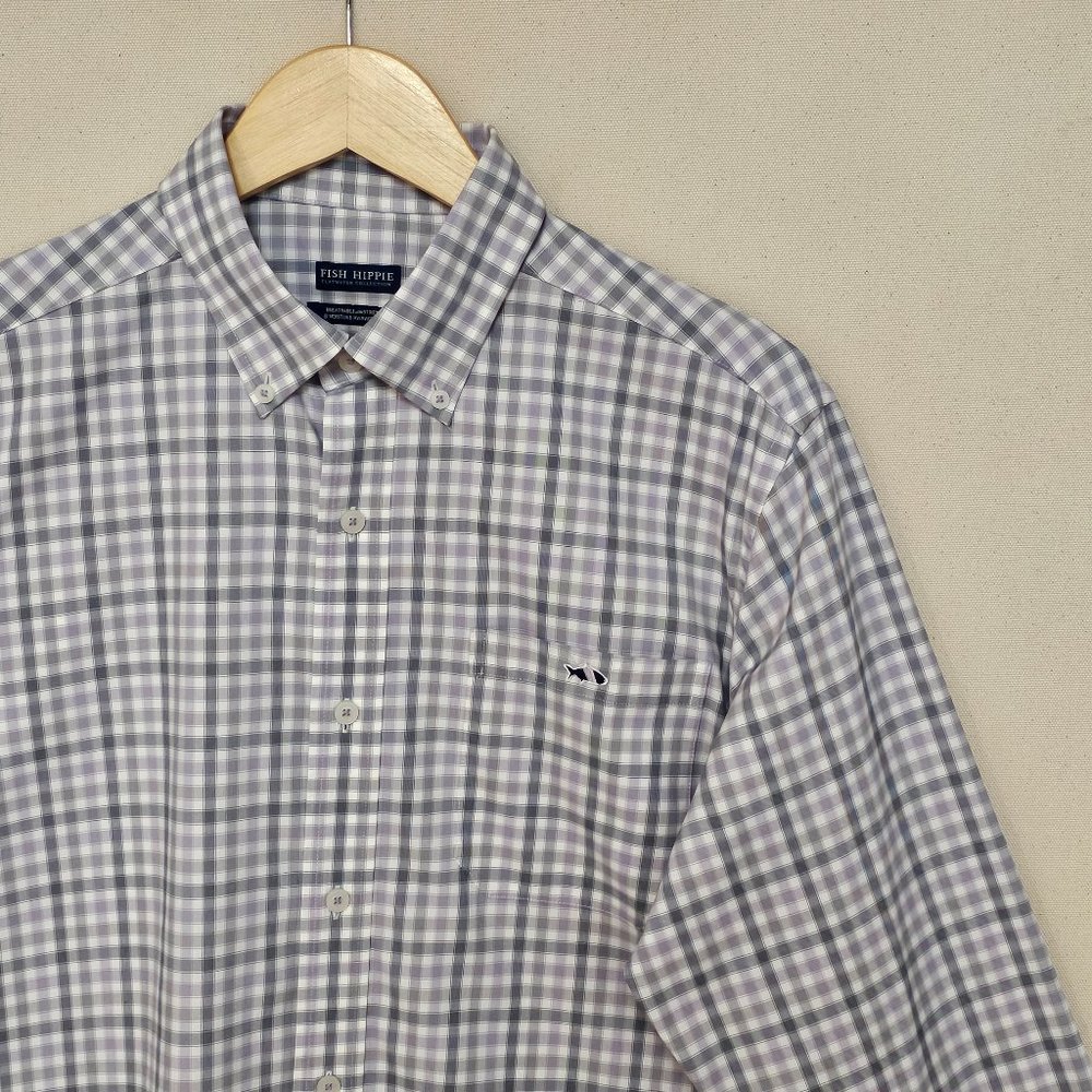 Fish Hippie Flatwater Collection Stretch Button Down M